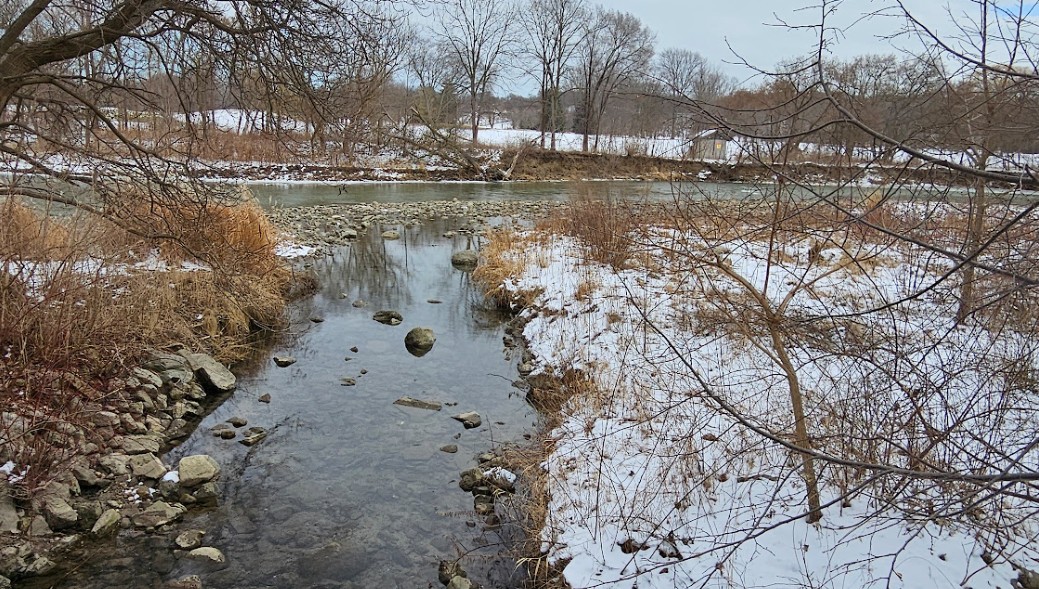 Une promenade au bord de la rivière