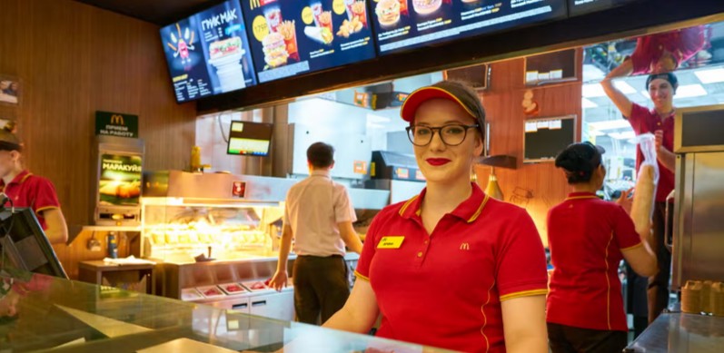 Options Facing Graduates: Join the Workforce or Stay in School?