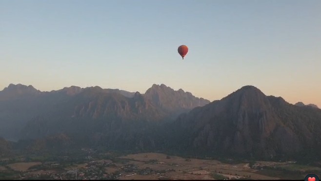 Des montgolfières extrême-orientaux